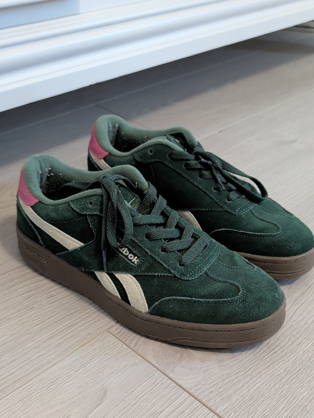 Reebok Dark Green Suede Low-Top Sneakers with Cream Stripes and Pink Heel